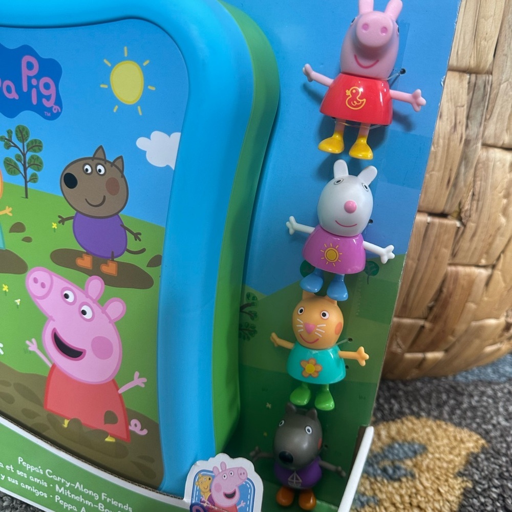 New Peppa Pig Adventure Travel Carry Along Friends and Case Limited Edition Set - Picture 15 of 15